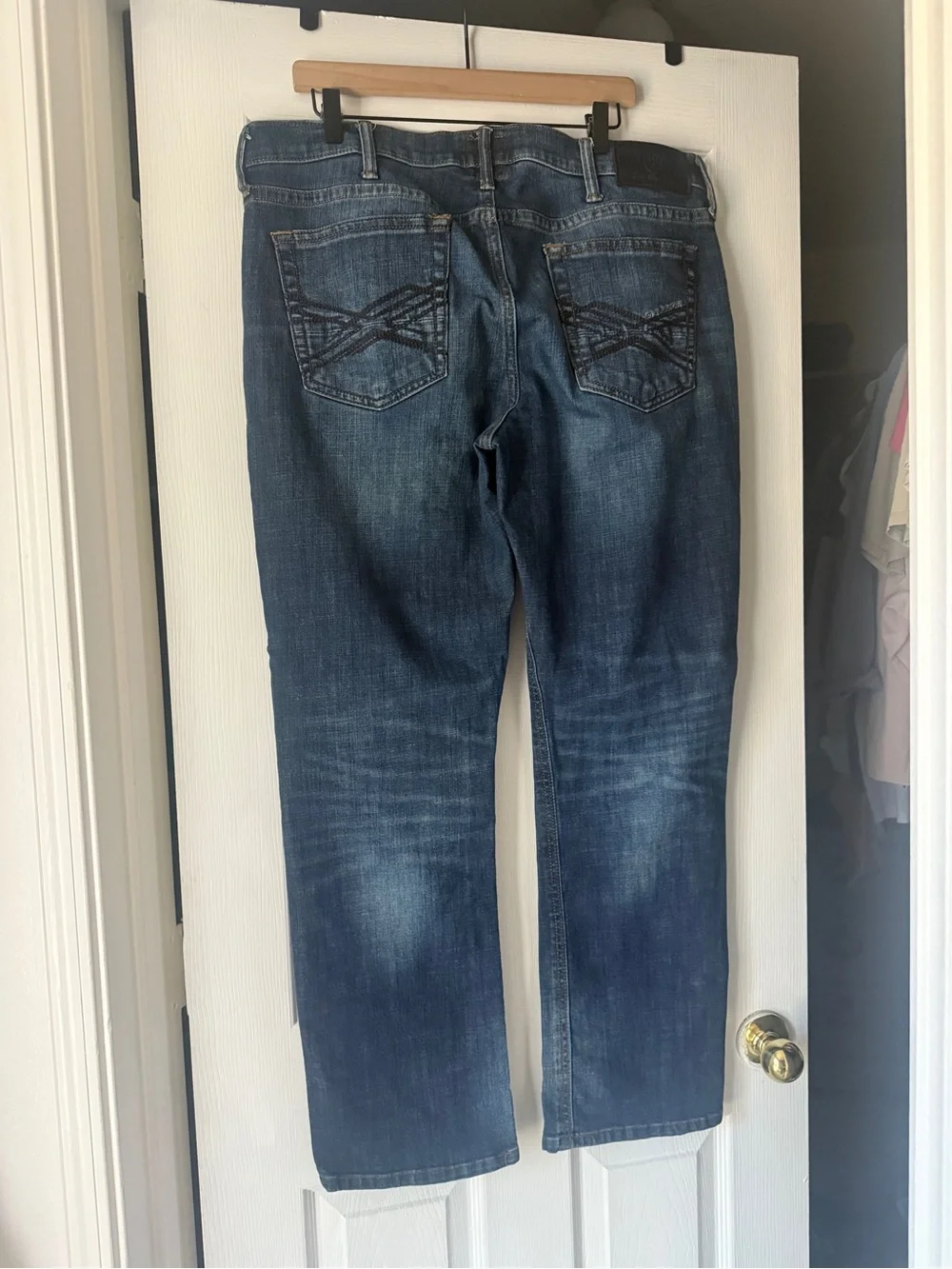 Rock & Republic Classic Men's Blue Denim Jeans size 38x32